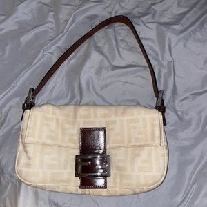 Small Fendi purse